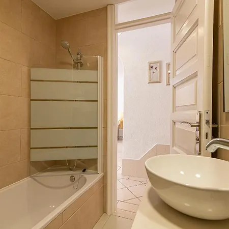 Apartment Beautiful Location Parque Santiago 1 *